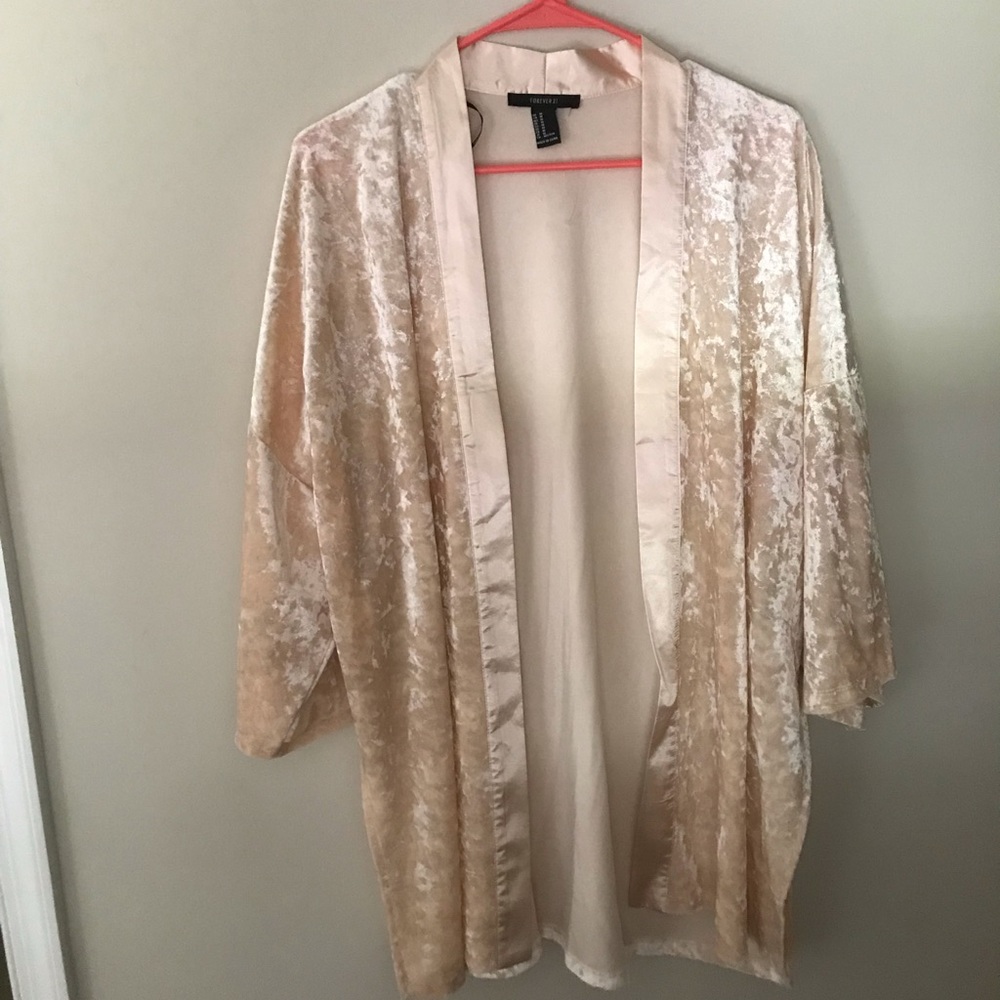 Forever 21 Velvet kimono